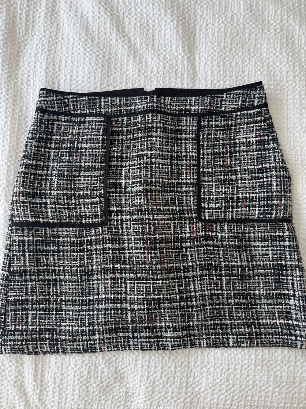 Loft Tweed Pocket Mini Skirt in Black and White